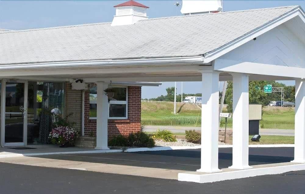 Days Inn By Wyndham Wauseon Dış mekan fotoğraf