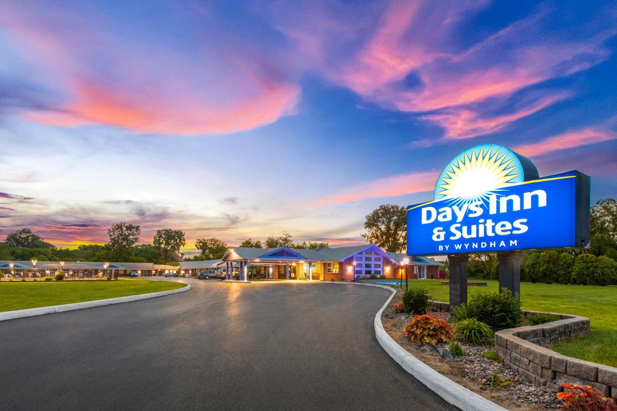 Days Inn By Wyndham Wauseon Dış mekan fotoğraf