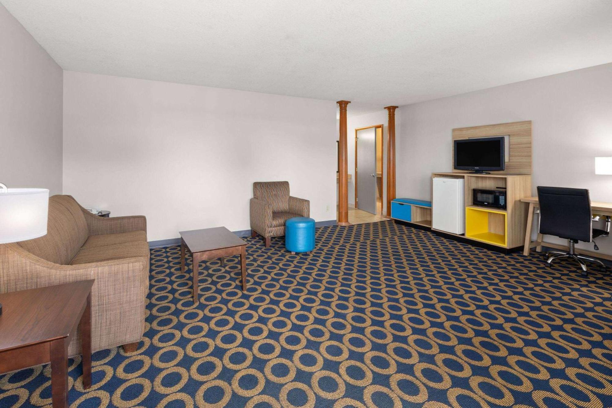 Days Inn By Wyndham Wauseon Dış mekan fotoğraf