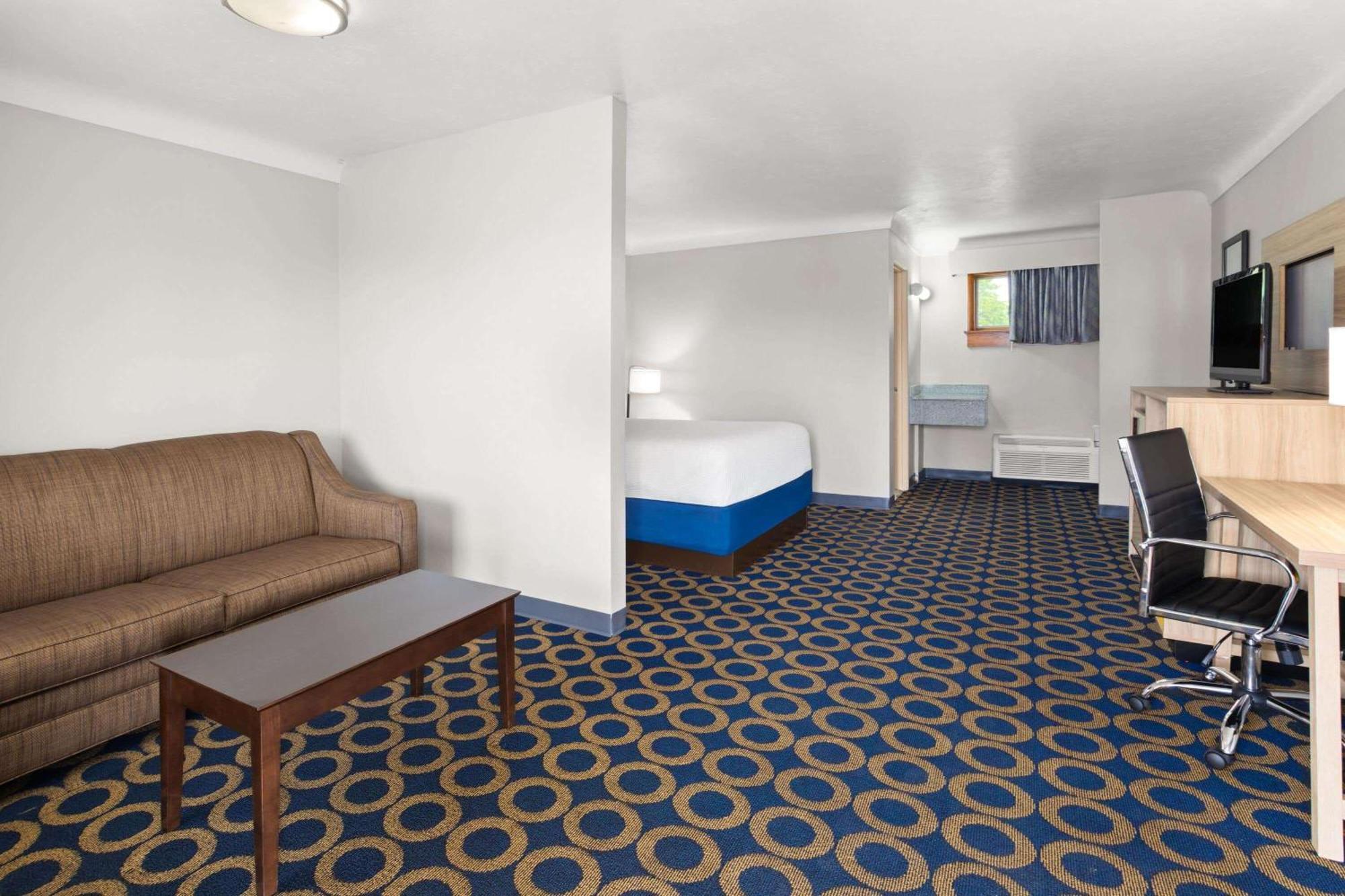 Days Inn By Wyndham Wauseon Dış mekan fotoğraf
