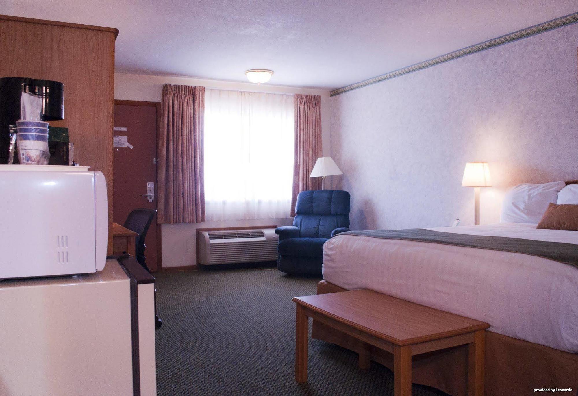 Days Inn By Wyndham Wauseon Dış mekan fotoğraf
