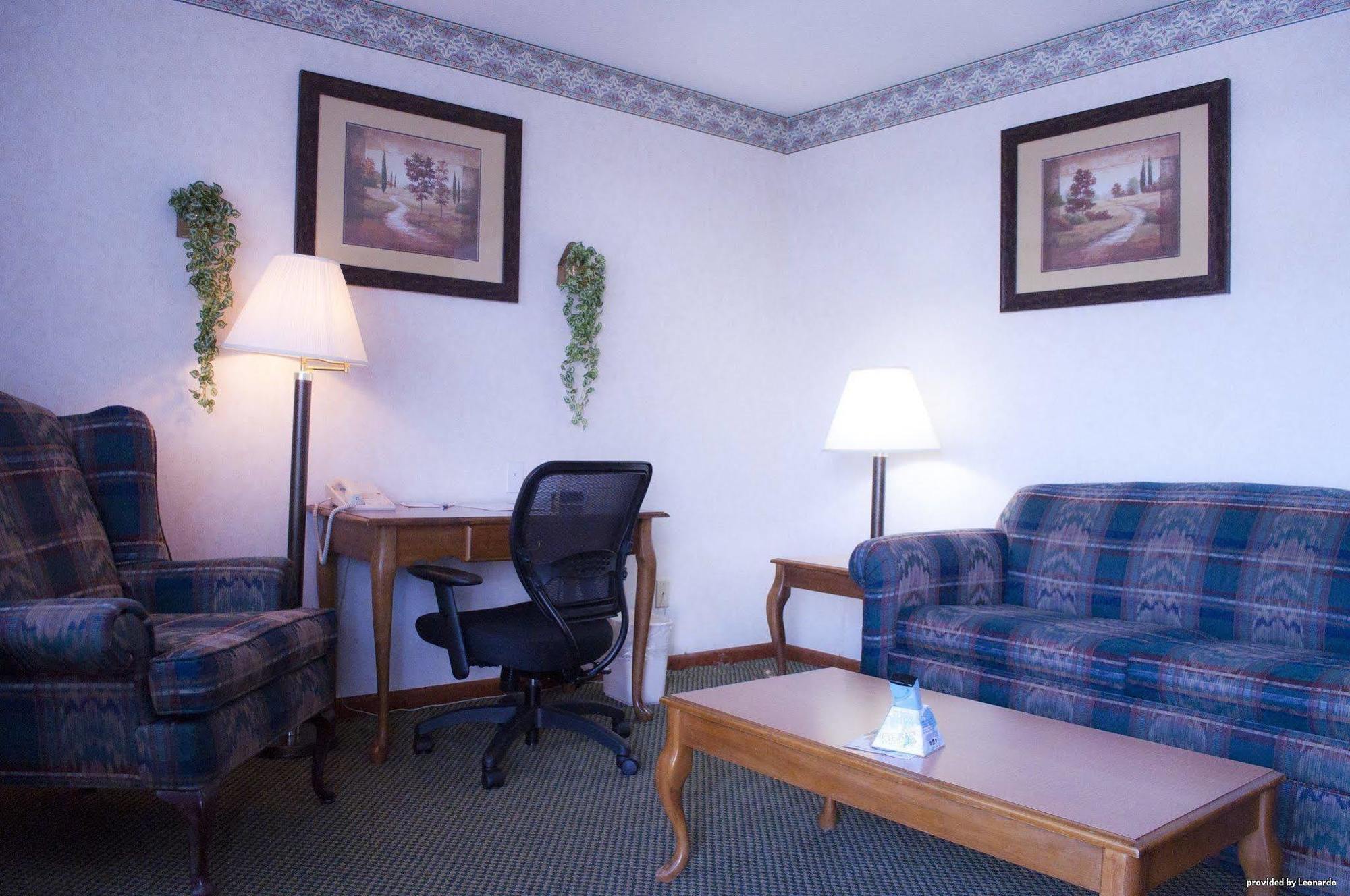 Days Inn By Wyndham Wauseon Dış mekan fotoğraf